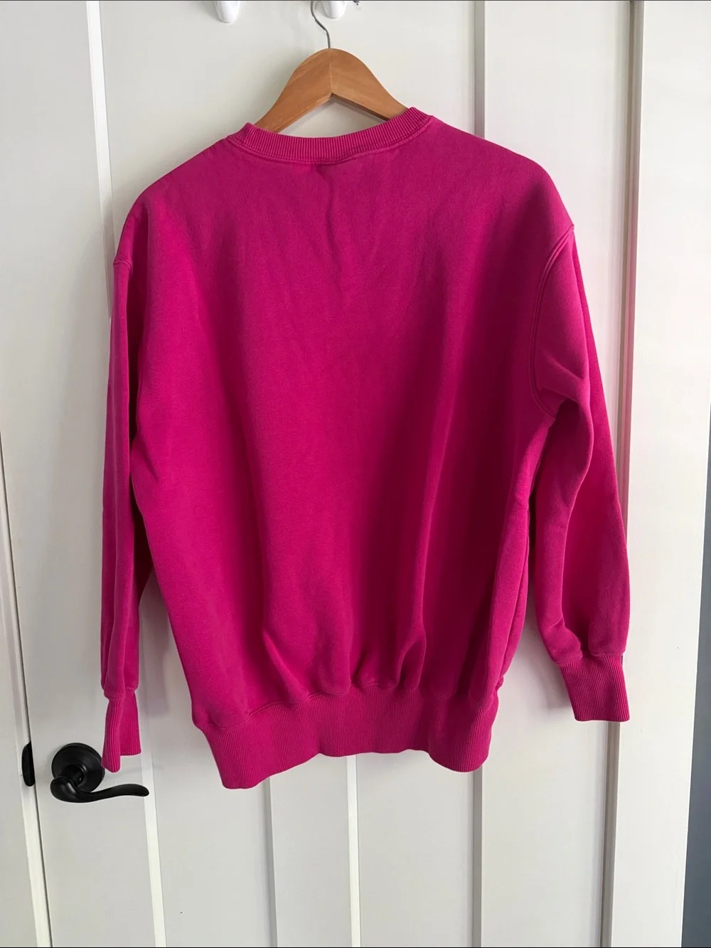 Dark pink Nike sweatshirt